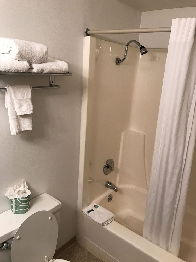 FairBridge Inn & Suites Lewiston - photo 20