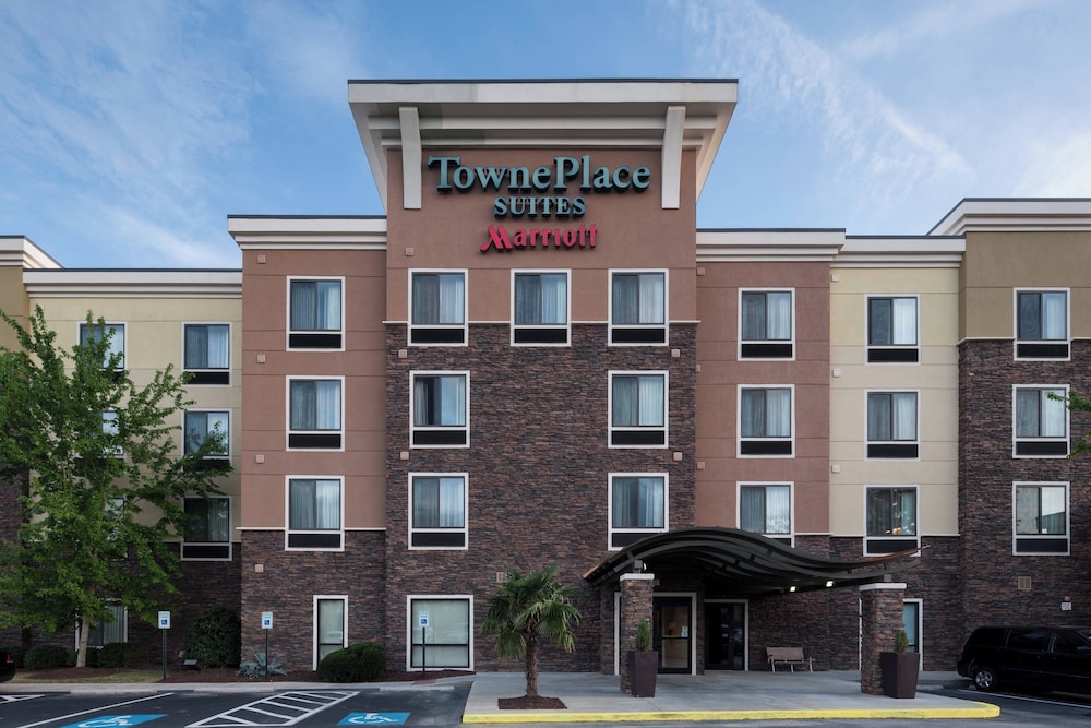TownePlace Suites by Marriott Columbia Southeast Fort Jackson - photo 36