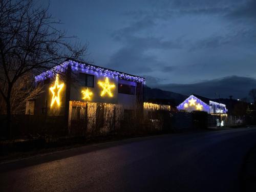 Cedar Crest - carbon neutral hotel in Rasnov