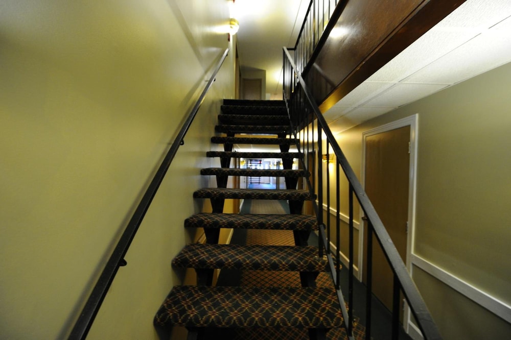 Heritage Inn - photo 33
