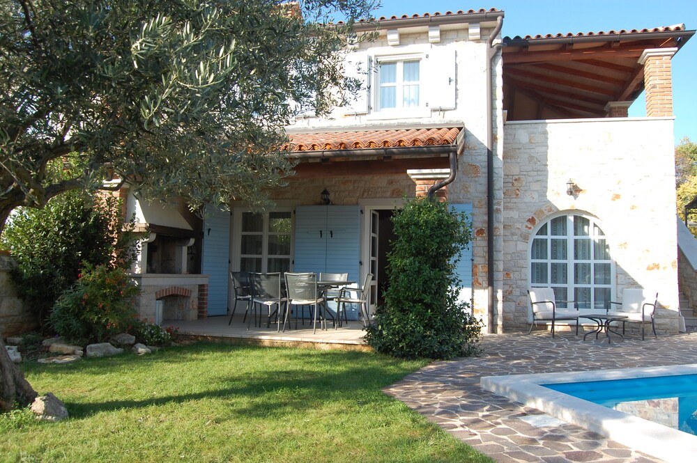 Villa Maslinova Grana — 4-Star Luxury Hotel in Porec, Croatia