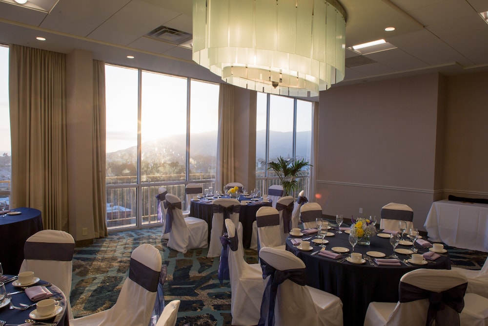 Crowne Plaza Ventura Beach by IHG - photo 109
