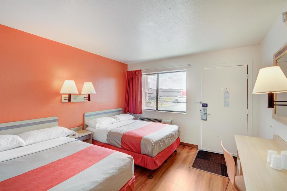 Motel 6 Oklahoma City Airport - photo 8