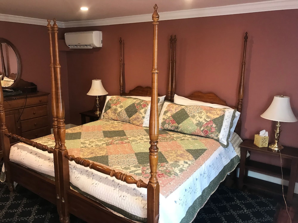 Stottsville Inn - photo 17