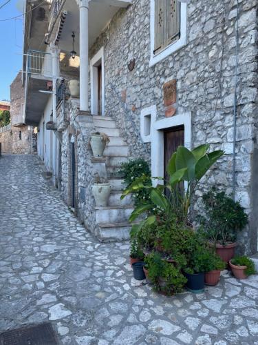 Sole e Luna in Unknown City, Italy