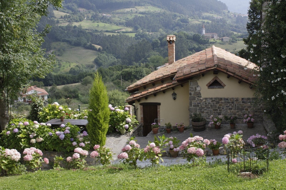 La Casita De La Nozal in Villaviciosa, Spain