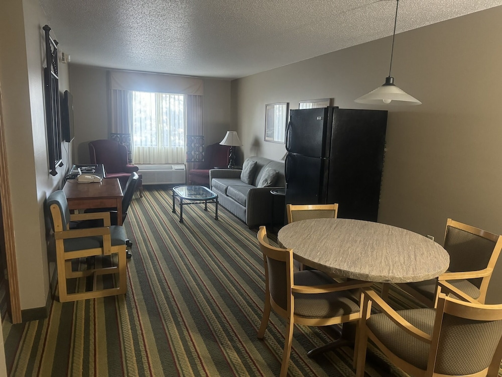 Super 8 by Wyndham Sparta - photo 26