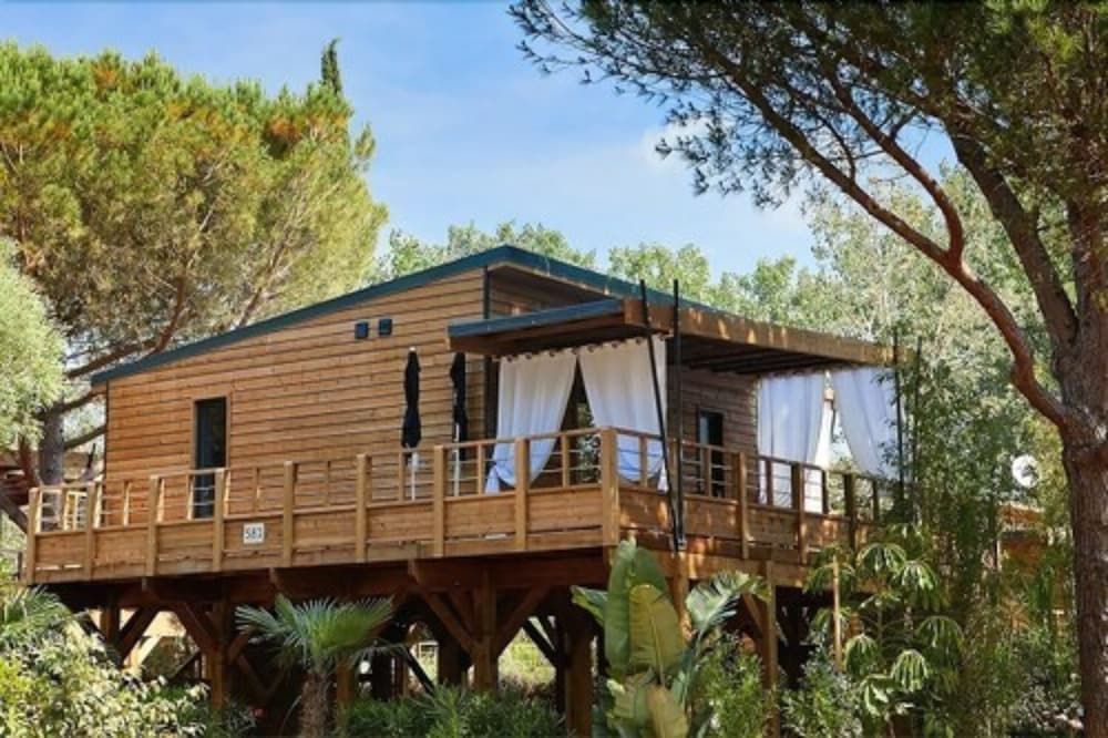 L'Ecolodge L'Etoile d'Argens — 5-Star Luxury Hotel in Frejus, France