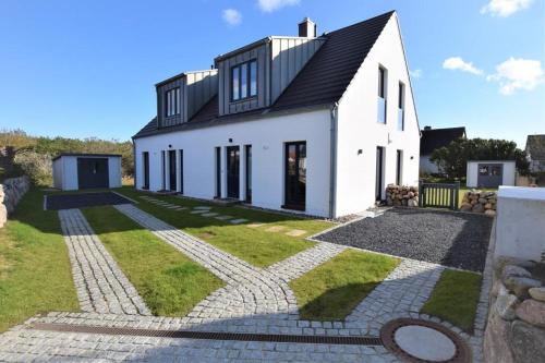 Beach House — 4-Star Luxury Hotel in None, Germany
