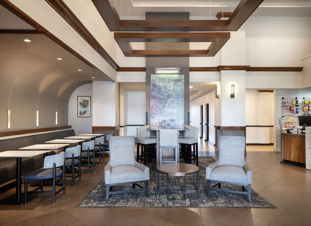 Hyatt Place Lakeland Center - photo 39