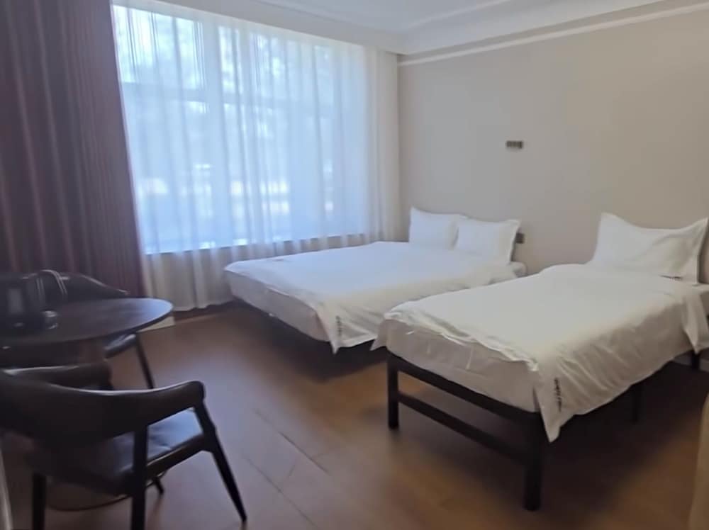 Halh Gol Hotel — Unknown City — photo 2