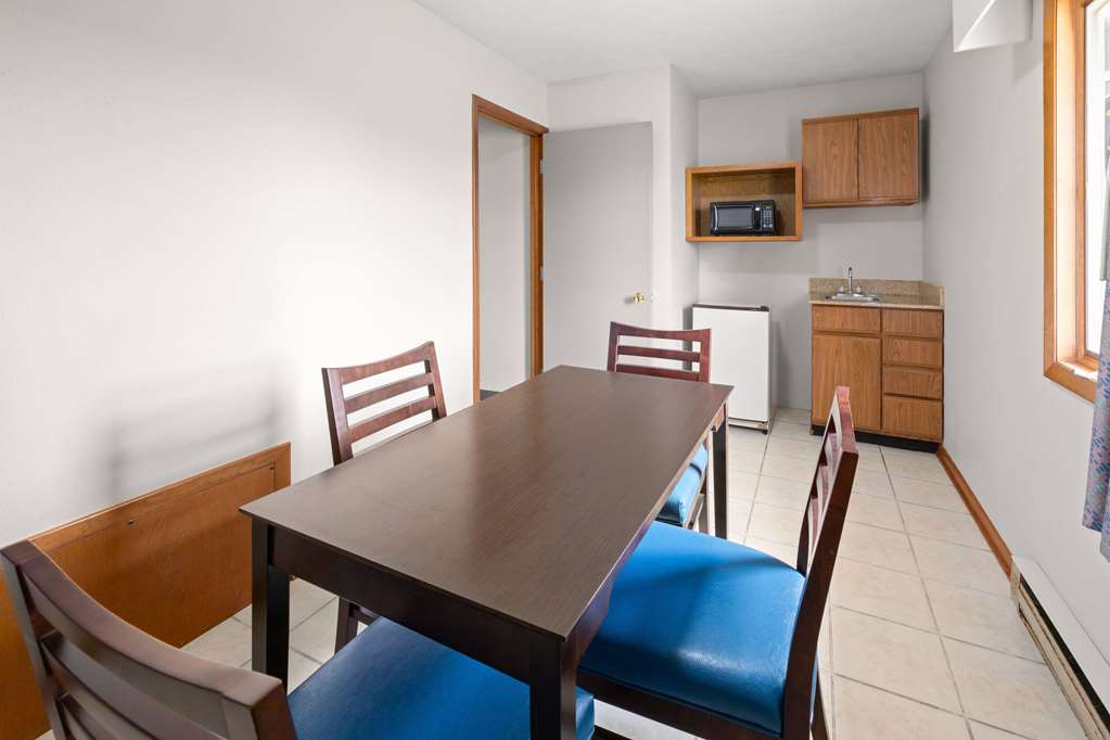 Days Inn by Wyndham Wauseon - photo 19