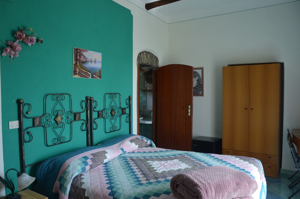 Casale Sirio in San Mauro Cilento, Italy