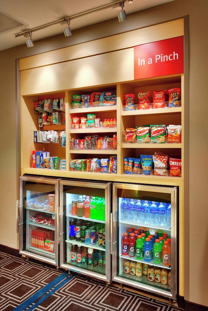 TownePlace Suites by Marriott Omaha West - photo 17