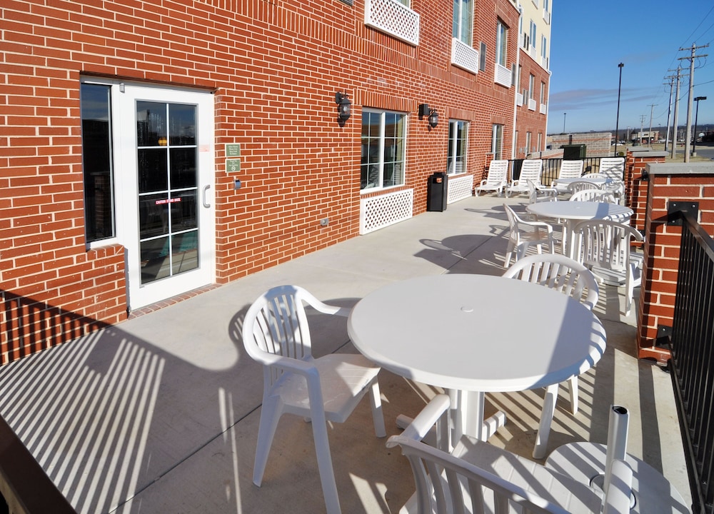 Country Inn & Suites by Radisson Conway AR - photo 4