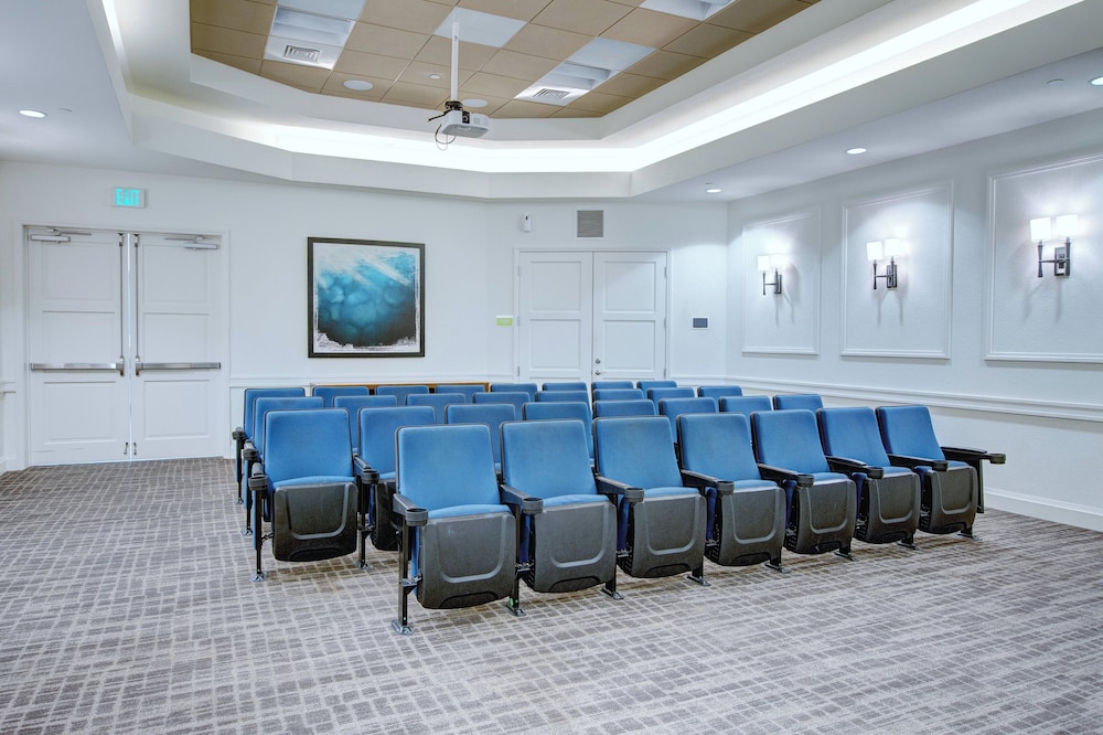 Holiday Inn Express Clermont Se West Orlando - photo 49