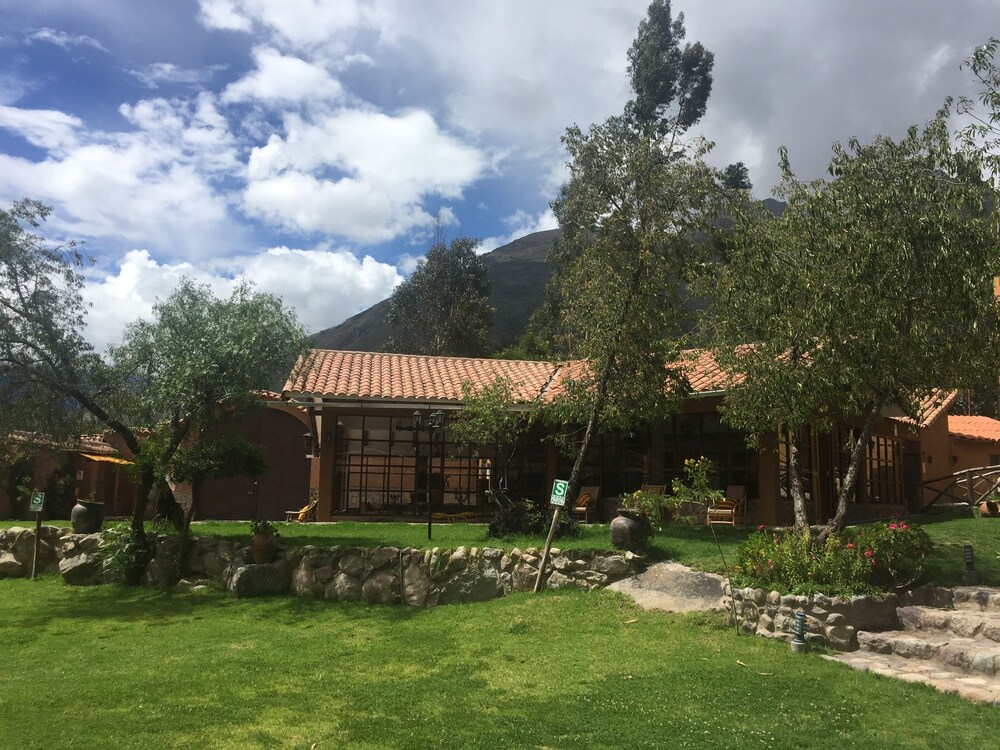 Andean Wings Valley in Urubamba, Peru