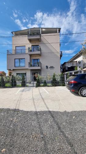Casa Decebal — 4-Star Luxury Hotel in Eforie Nord, Romania
