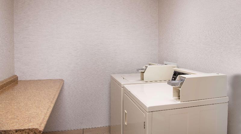 Hampton Inn Erie South in Erie, United States