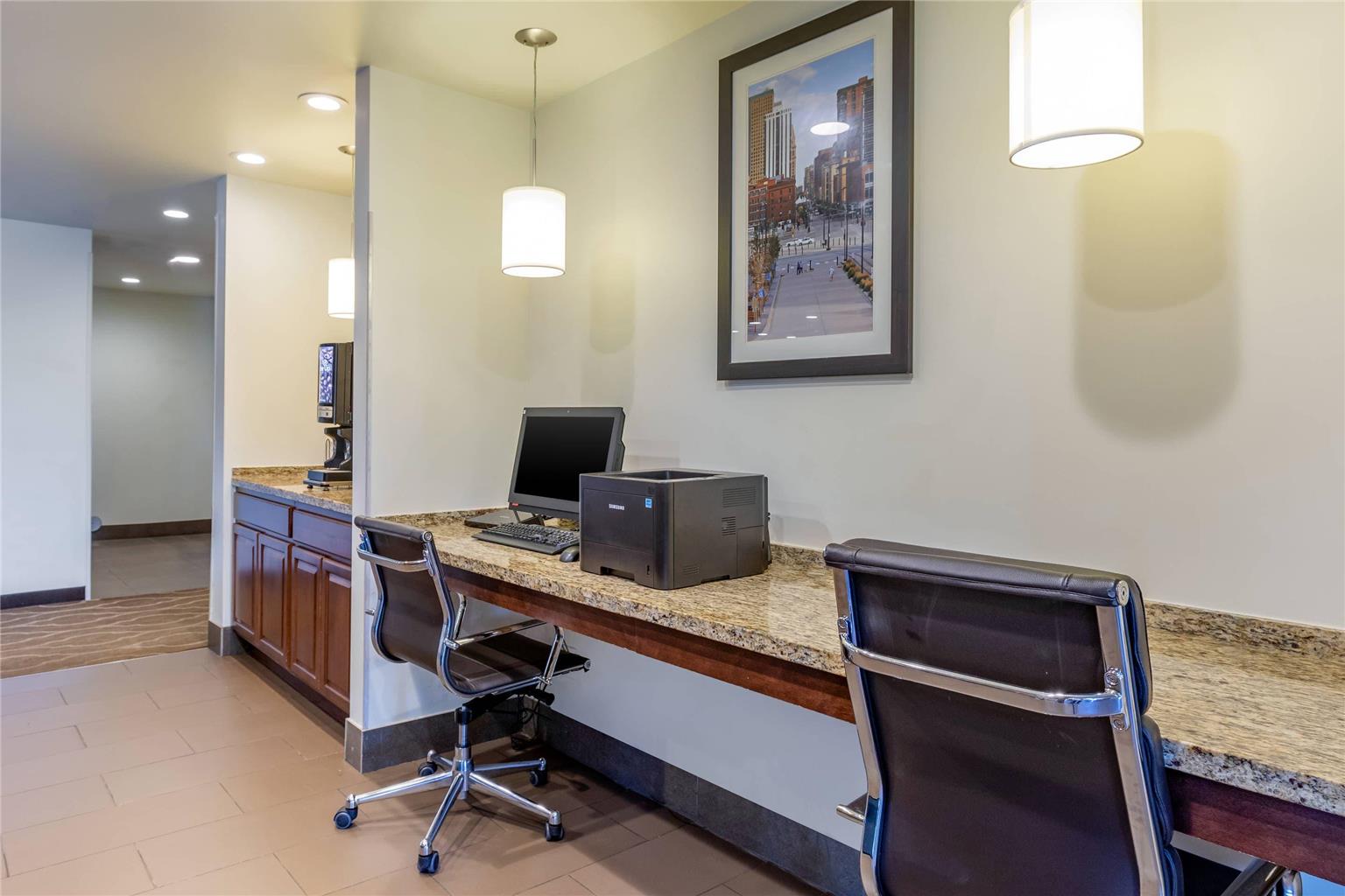 MainStay Suites Near Denver Downtown - photo 21