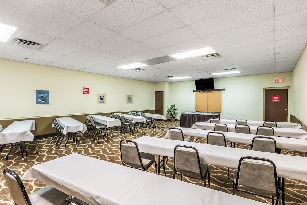 Smart Extended Stay - photo 29