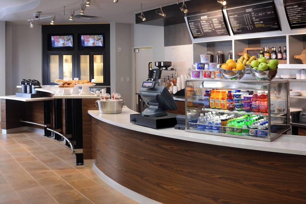Courtyard by Marriott Houston Pearland - photo 21