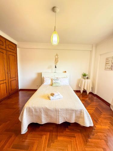 Ample And Welcoming Double Rooms Good Natural Light Superhost Stay — hotel in Corroios