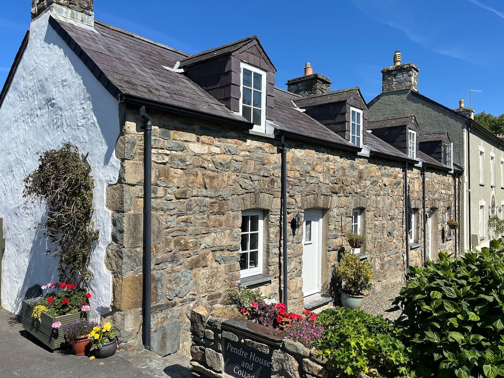 End Cottage — 4-Star Luxury Hotel in Newport, United Kingdom