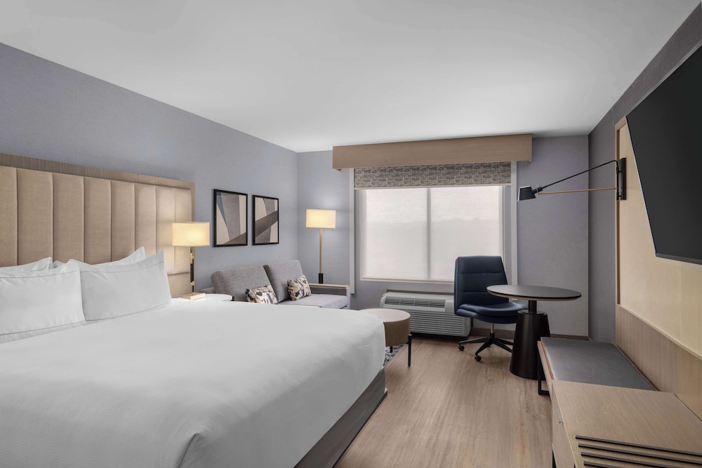 DoubleTree by Hilton Las Vegas Airport - photo 18