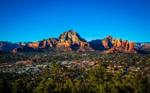 Verde Valley One Bedroom Park Model Cabin 14 17223054 — Cottonwood