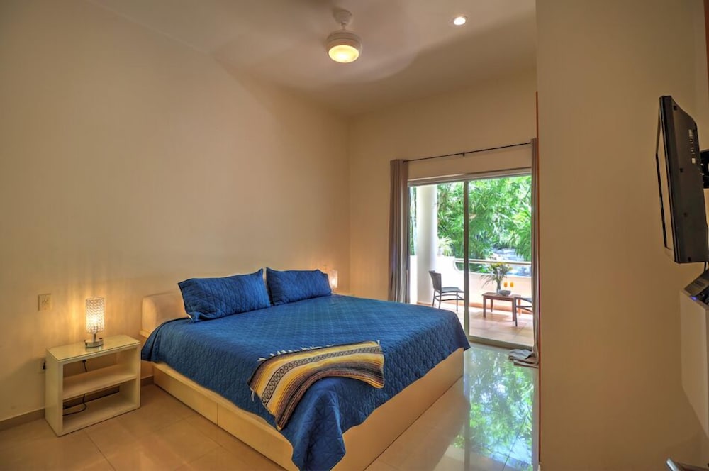 Riviera Maya Suites