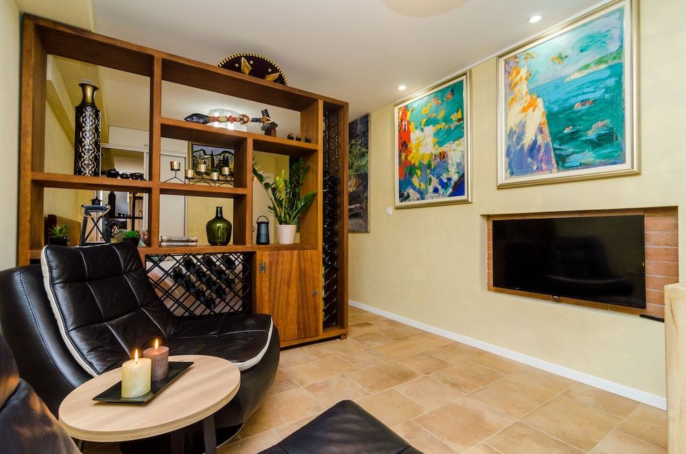 Apartment City Getaway