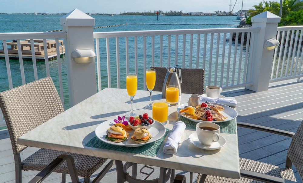 Pier House Resort & Spa - photo 80