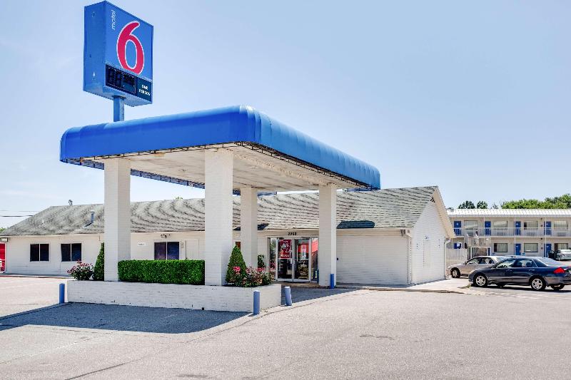 Motel6 Fayetteville AR - photo 6