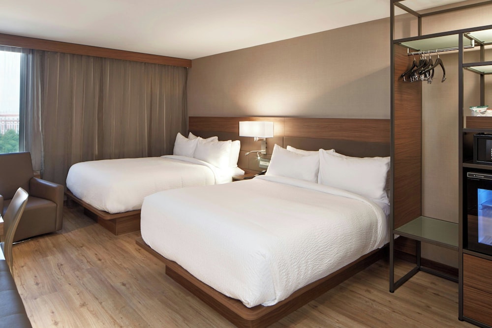 AC Hotel by Marriott Atlanta Downtown - photo 15