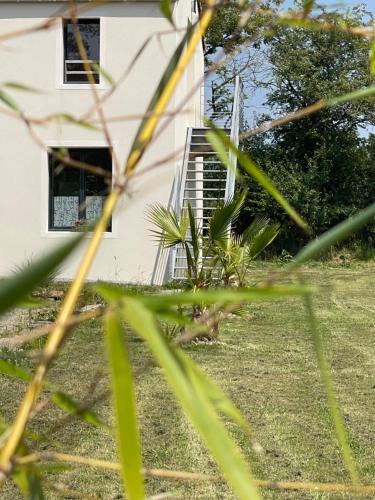 Location d un logement de 45m2 et d une CH chez l habitant — hotel in La Roche-Sur-Yon