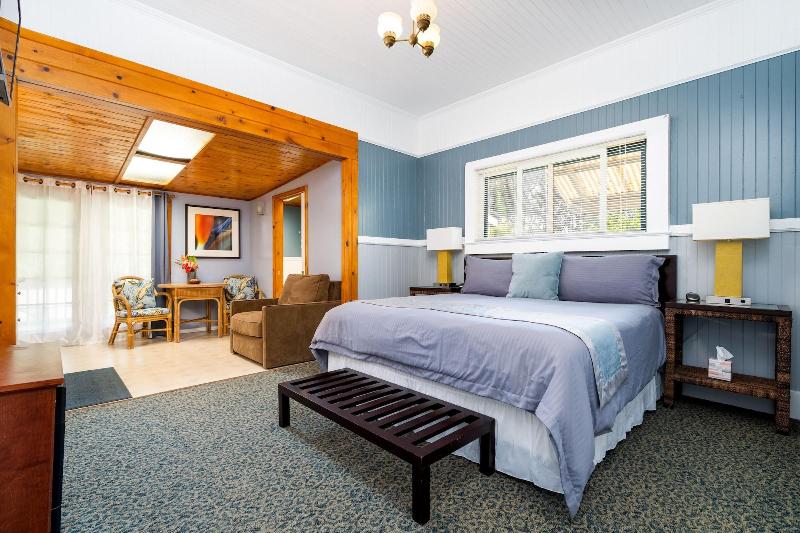 Aloha Junction Bed and Breakfast Minutes away from Hawaii Volcanoes National Park — 4-Star Luxury Hotel in Volcano, United States