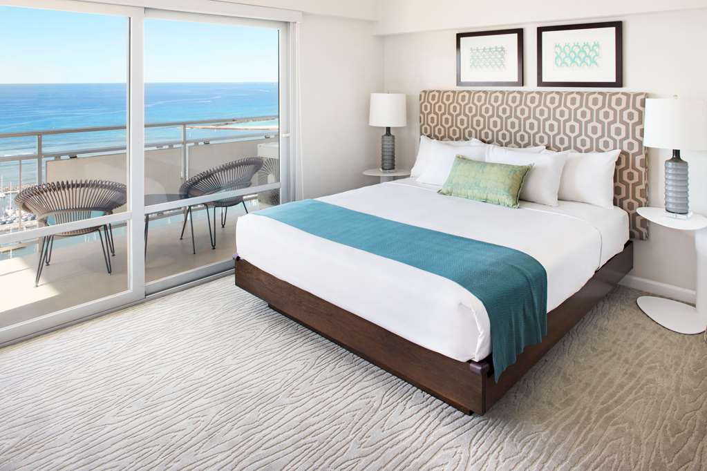 Ilikai Hotel & Luxury Suites - photo 8