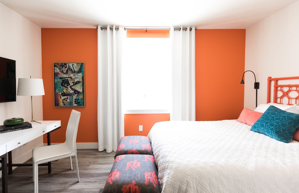 Bishop Arts Hotel by Qresorts. - photo 14