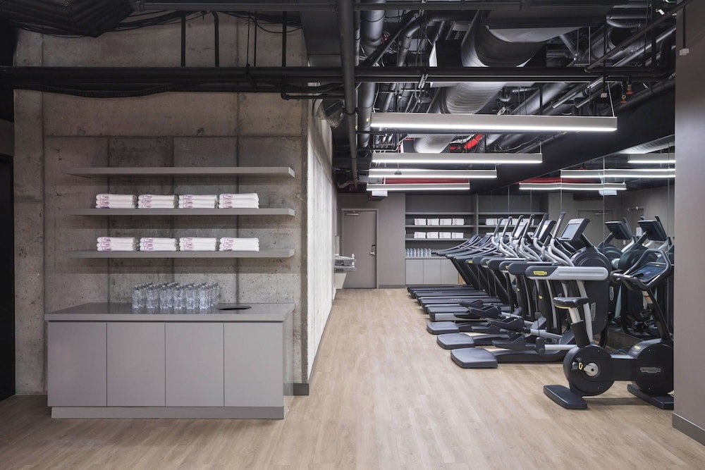 Moxy NYC Chelsea - photo 38