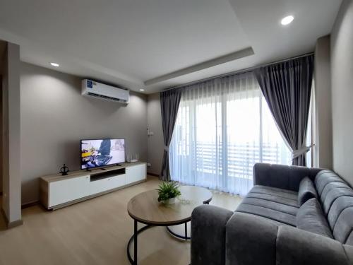 Relax time at Ayutthaya Suntomoon Residence — 4-Star Luxury Hotel in Phra Nakhon Si Ayutthaya, Thailand