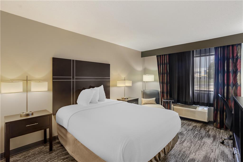 Best Western Shippensburg Hotel - photo 22