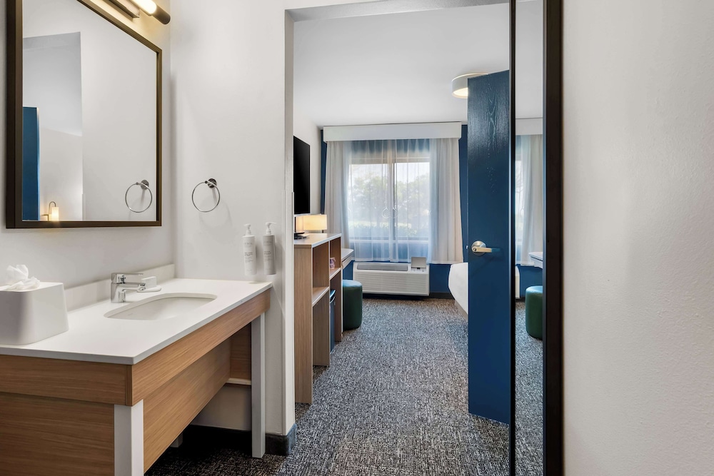 Comfort Inn Grapevine Near DFW Airport - photo 17