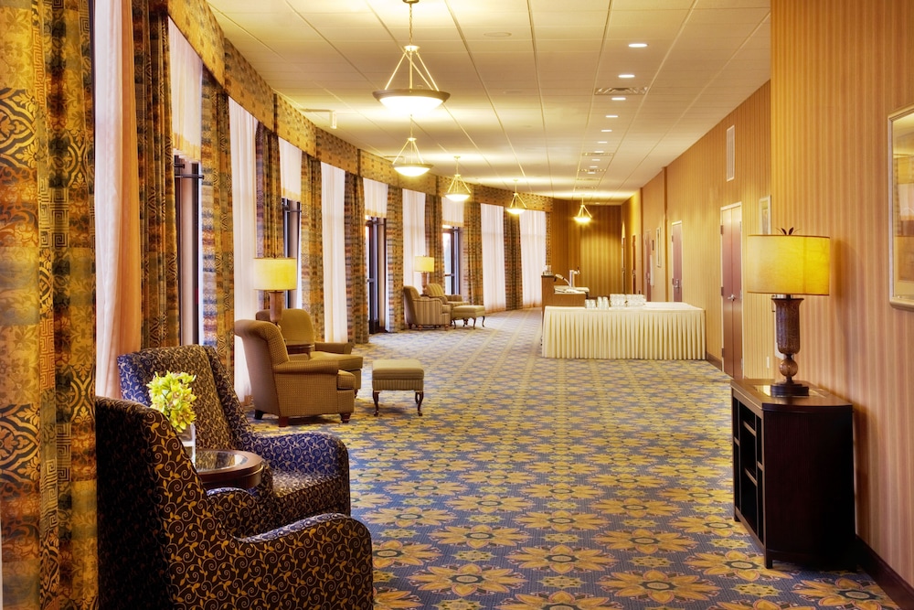Holiday Inn Quincy East by IHG - photo 35