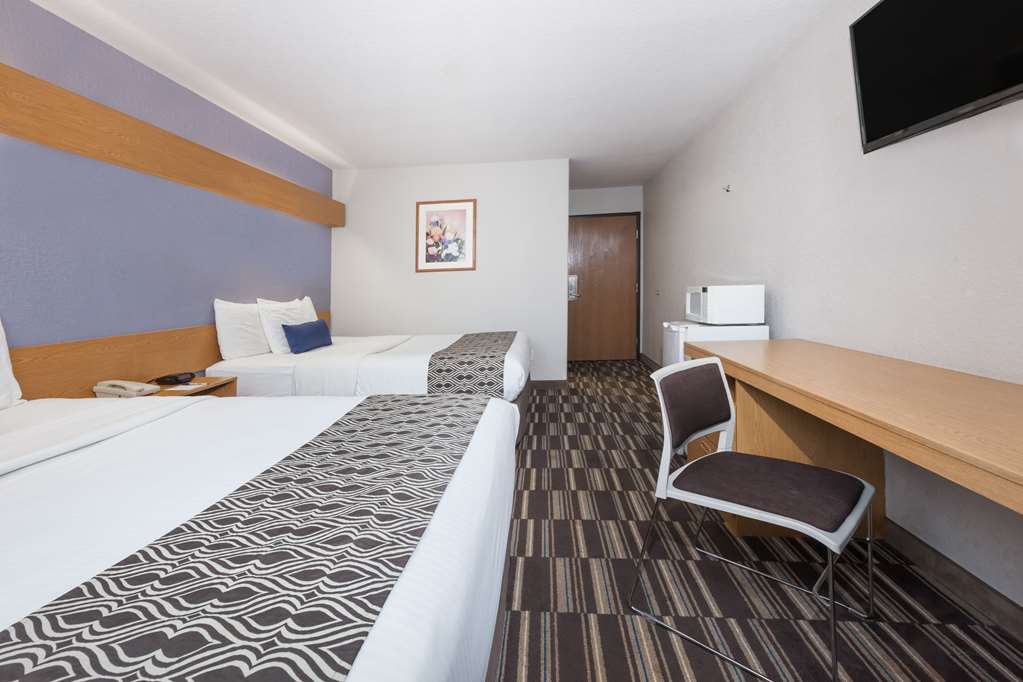 Microtel Inn & Suites by Wyndham Ardmore - photo 6