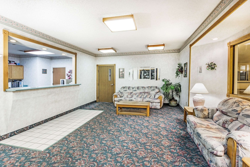 Super 8 by Wyndham Willcox - photo 19