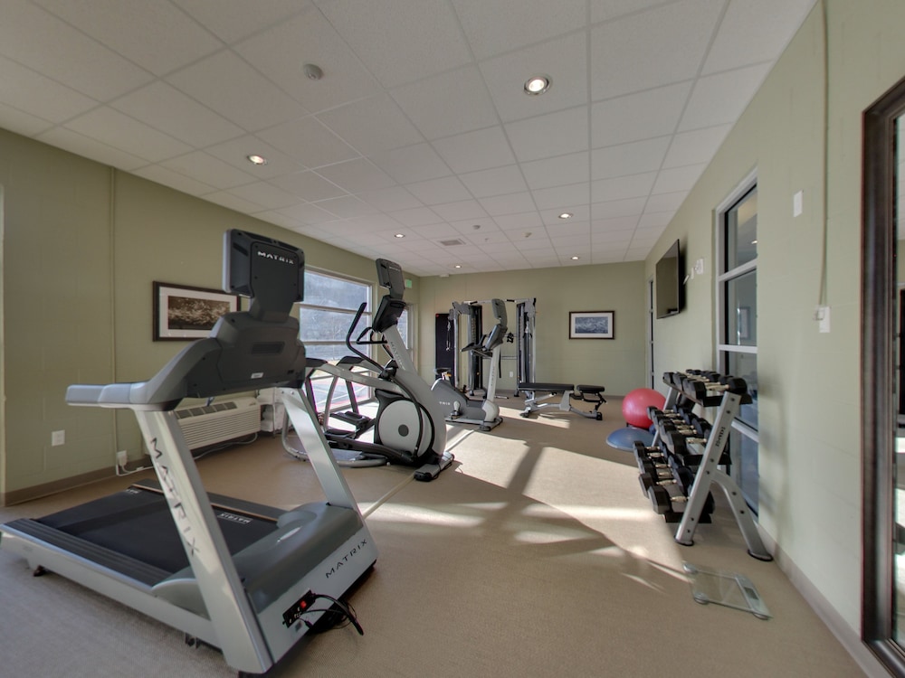 Staybridge Suites Madison Fitchburg - photo 60