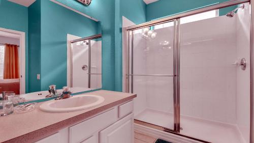 Striking 5br Resort Home Private Pool Spa Disney - photo 27