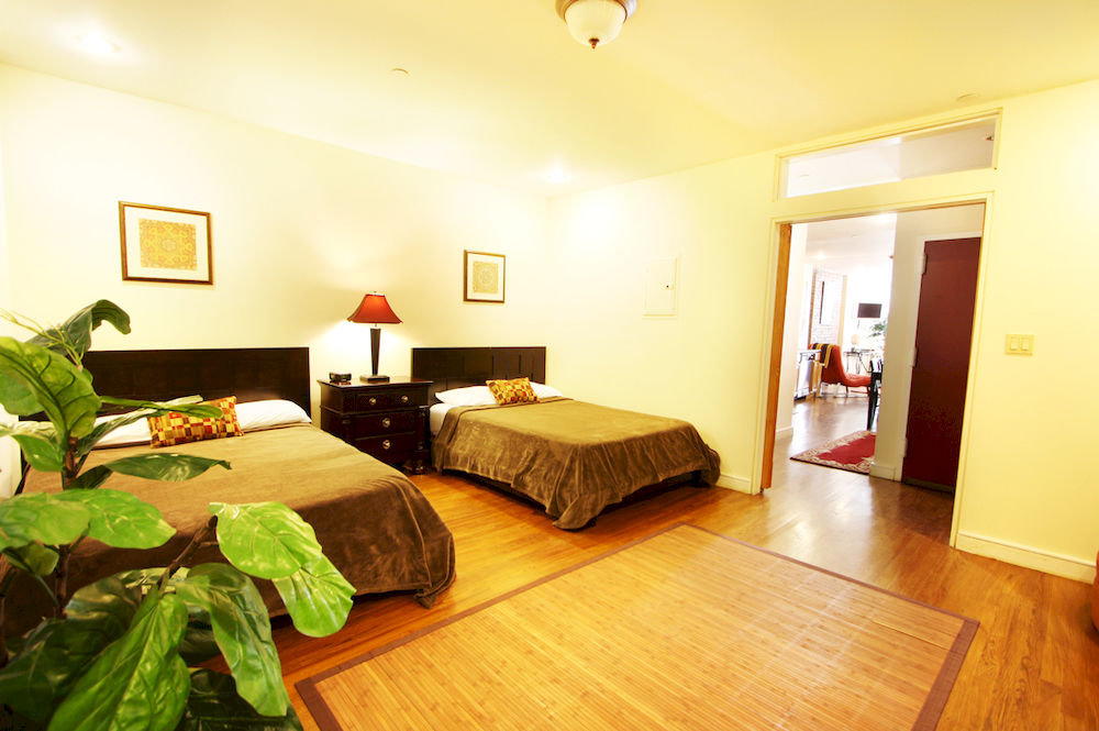 Luxury Suites Lenox Ave - photo 34