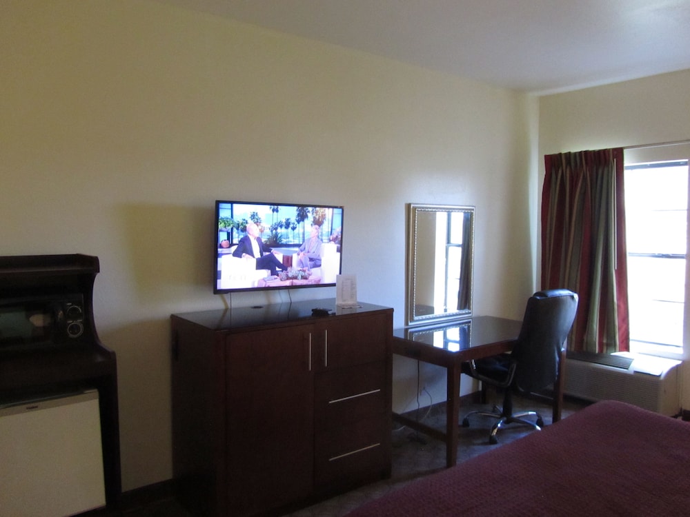 Executive Inn and Suites Wichita Falls - photo 45